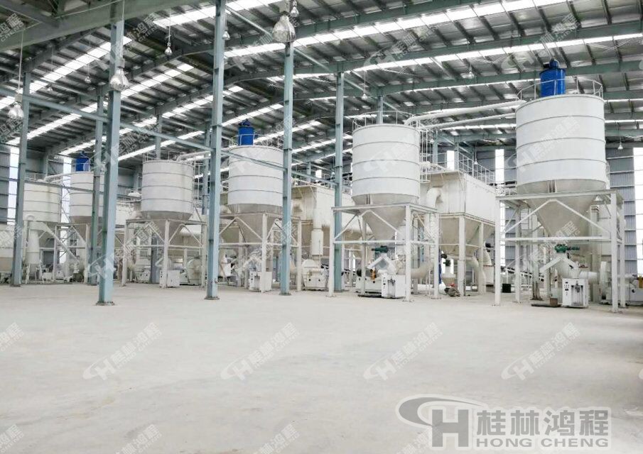 碳酸鈣磨粉機(jī)，超細(xì)環(huán)輥磨，食品級碳酸鈣磨粉機(jī)廠家多選它