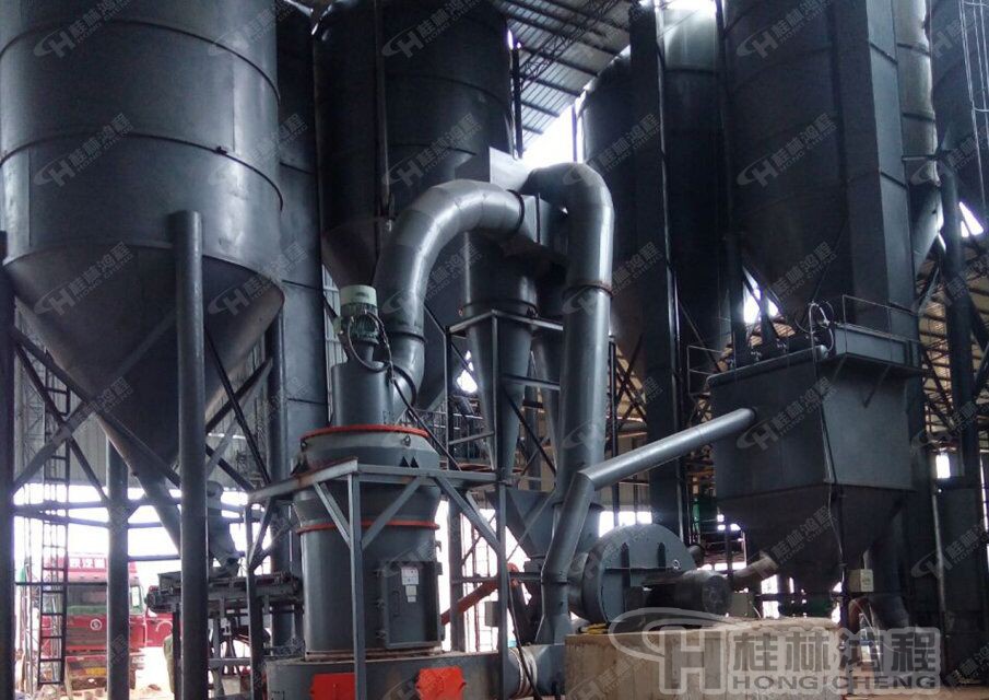 桂林鴻程新型磨粉設(shè)備，螢石雷蒙機,螢石雷蒙磨,80-800目螢石雷蒙磨粉機：HCQ系列改進(jìn)型磨粉機HCQ1500